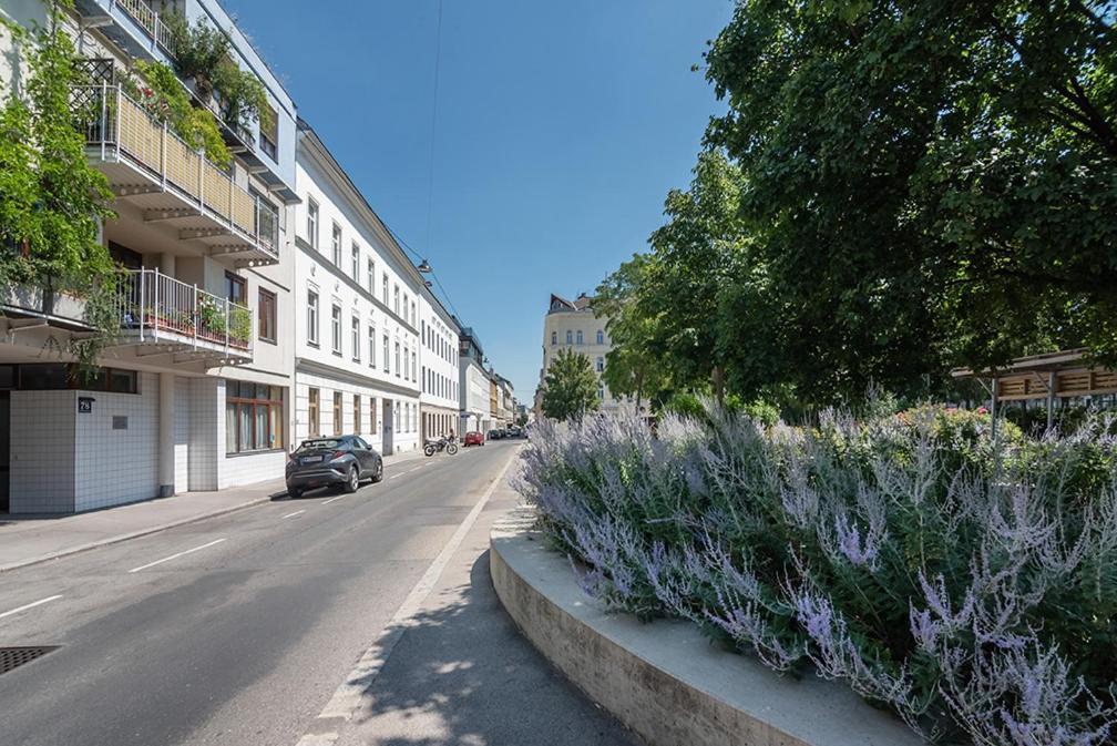 Colorful Apartment Facing Green Courtyard Viena Exterior foto